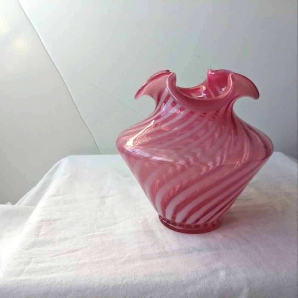Vintage Cranberry Pink White Candy Cane Handblown Glass Vase Ripple Lip